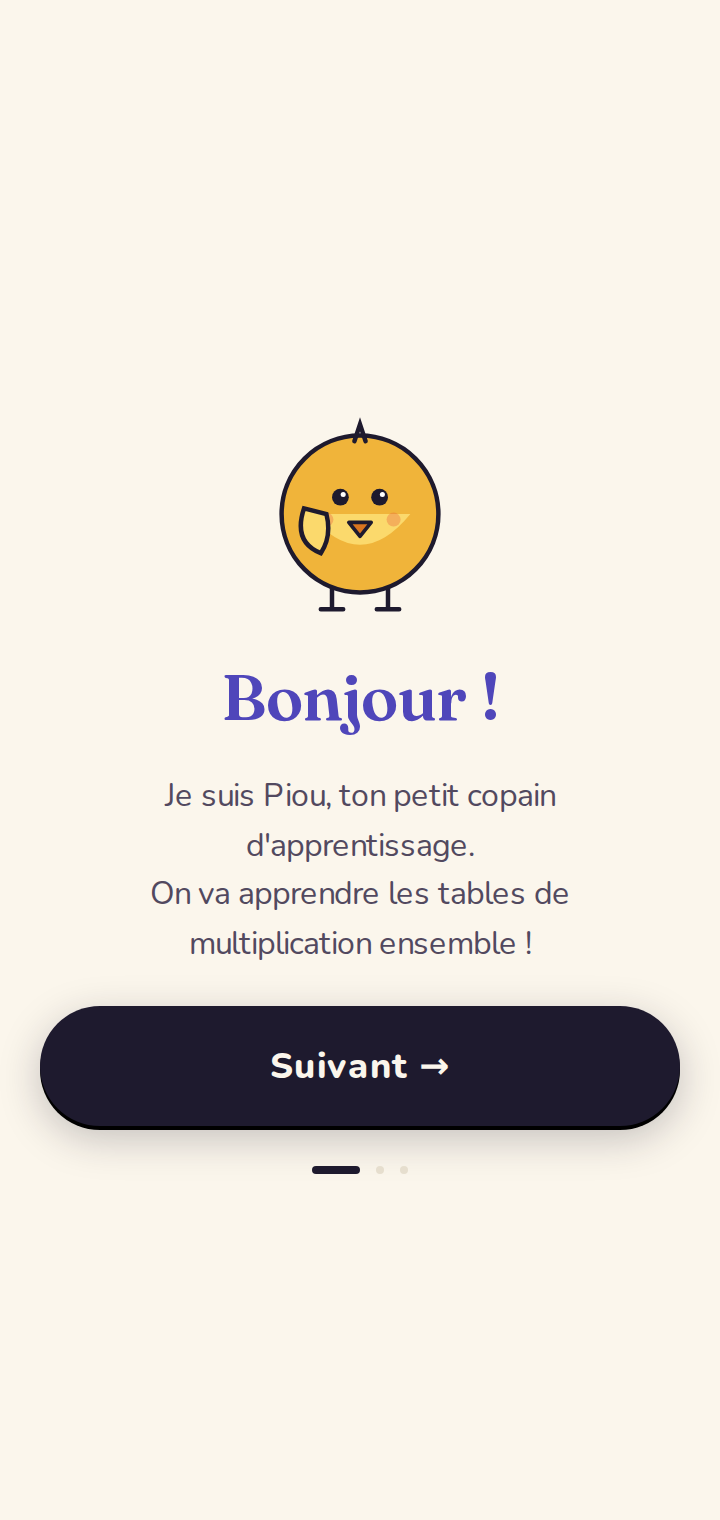 La mascotte se présente à l'enfant.
